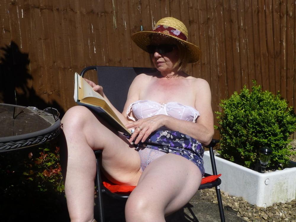 25P UK amateur mature Granny GILF upskirt flashing panties