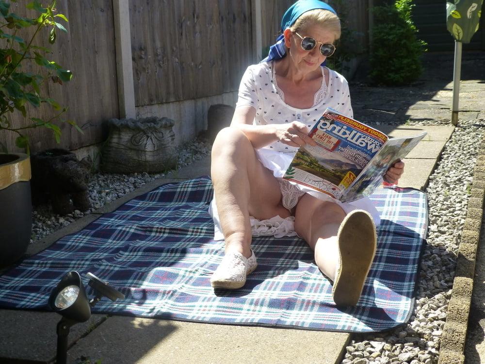 25P UK amateur mature Granny GILF upskirt flashing panties