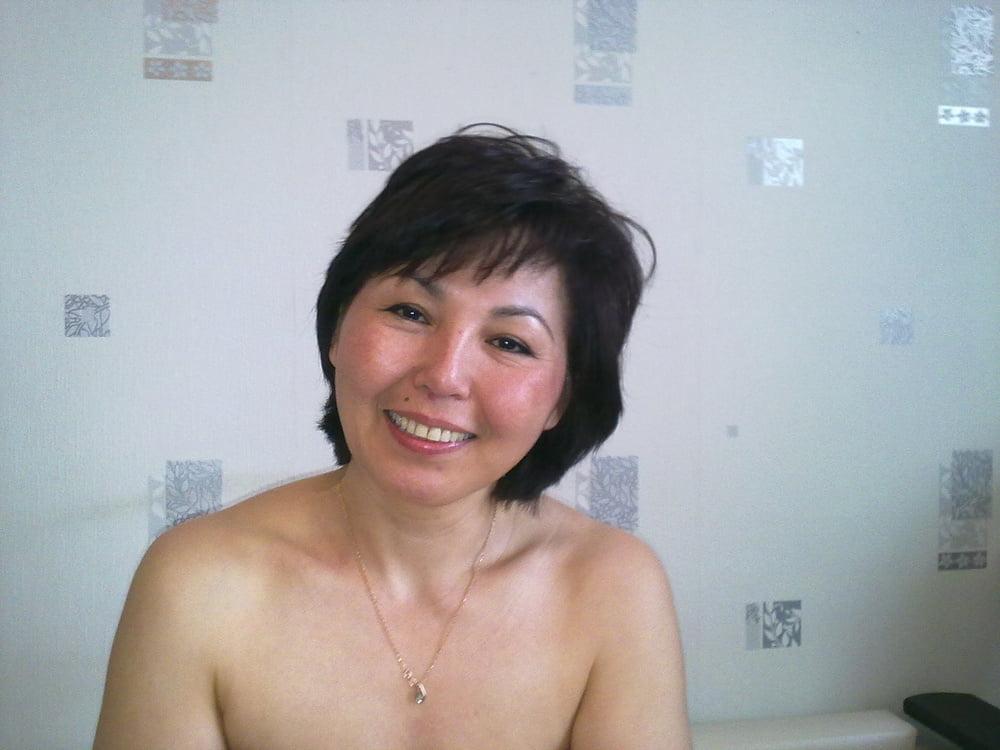 25P Ping, she's lonely, a widow.