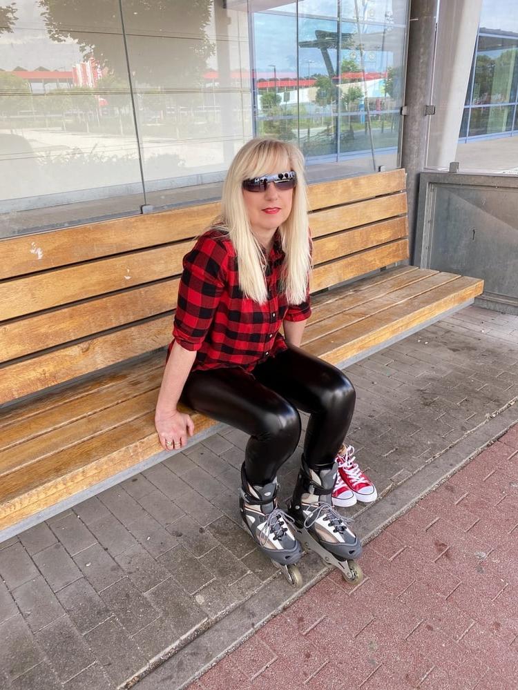 7P Mandy in Leather