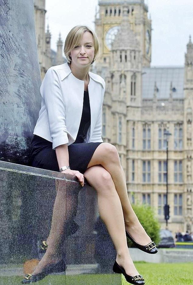 25P Which Of These Prominent Legs Make You Horny?