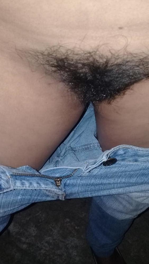 25P So Much Lovely Hairy Pussy 1