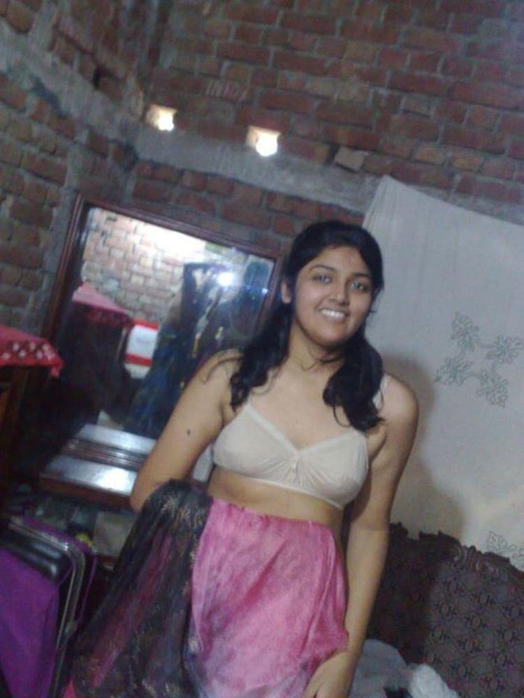 11P Nice Young Girl