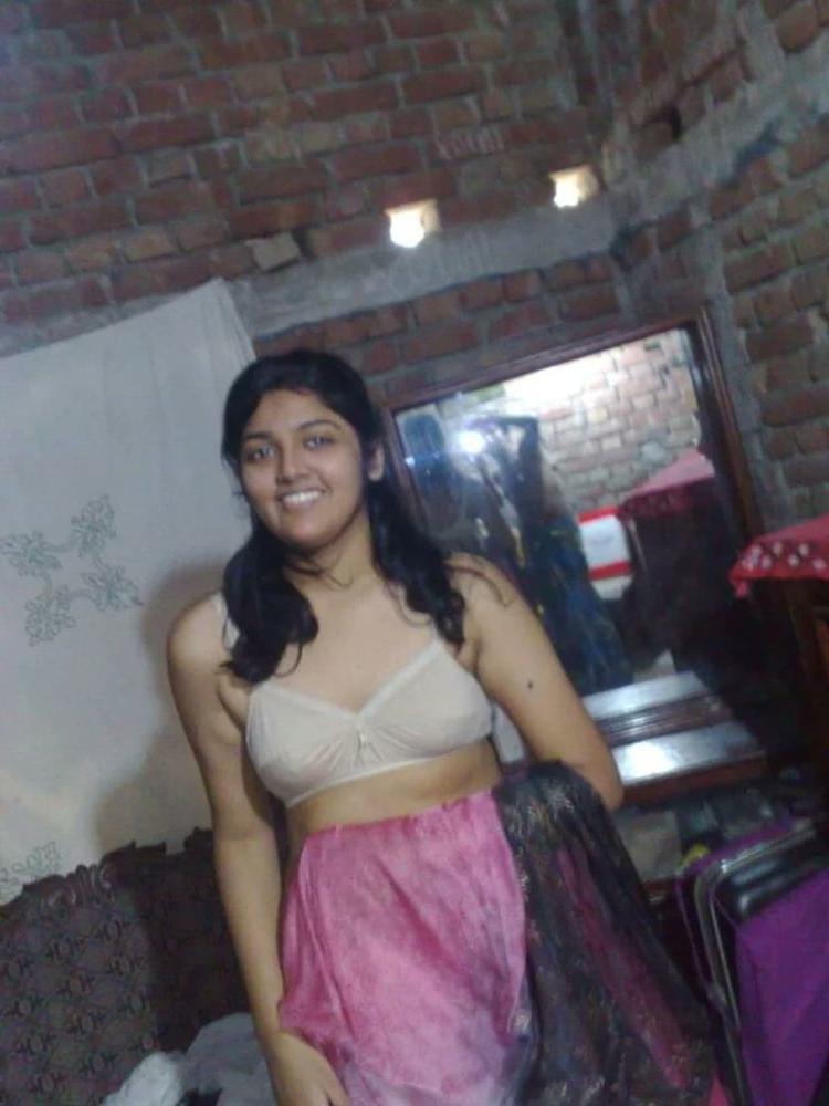11P Nice Young Girl