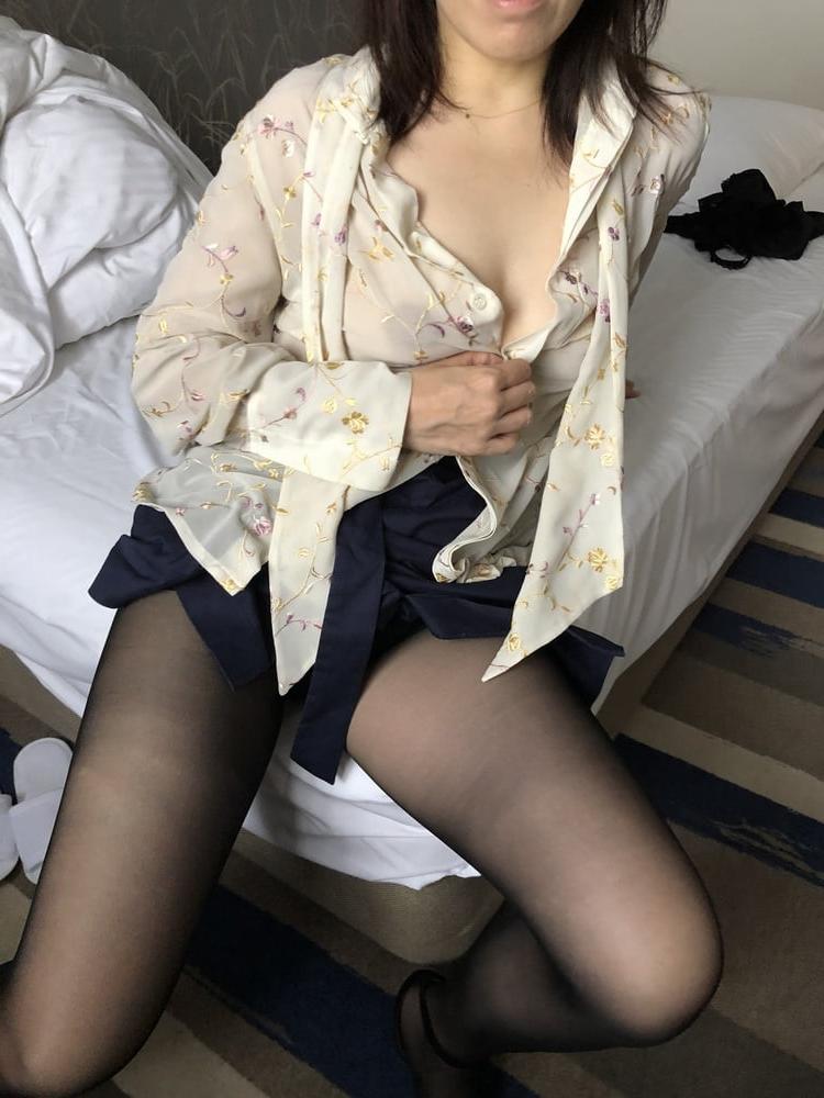 8P Mature wife - 26