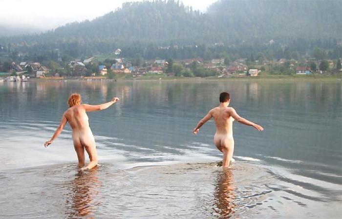25P Nudist Beach Fun