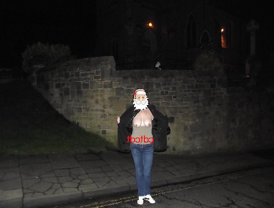 15P Flashing outdoors  