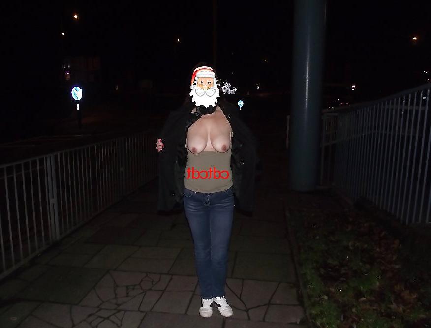 15P Flashing outdoors  