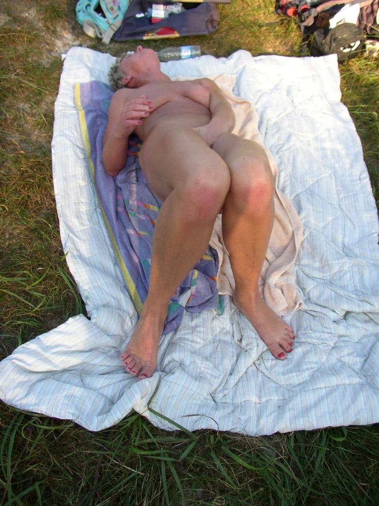 25P Blonde Milf Flashing Outdoor
