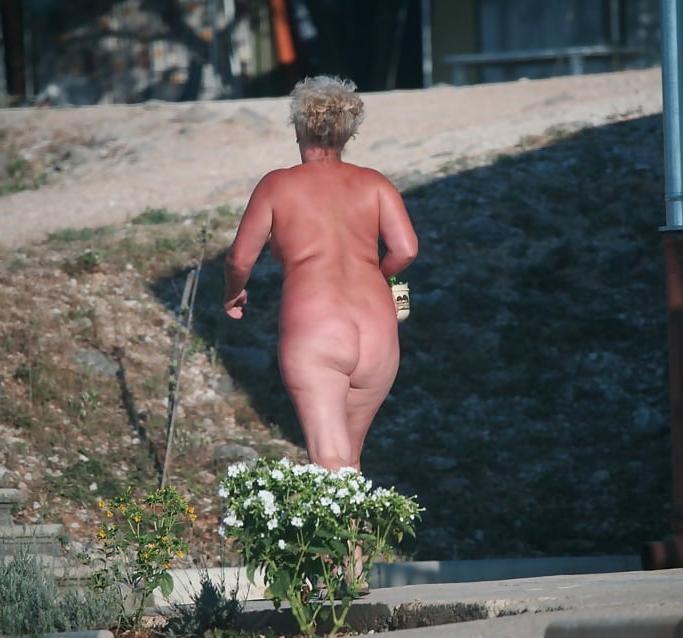 25P Matures and Grannies Nudists Edition