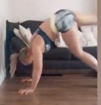 25P Fitness freak- Nicky Ainsworth 43
