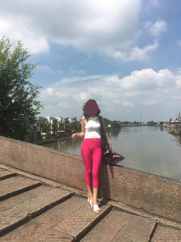 19P Chinese milf with beautiful ass!