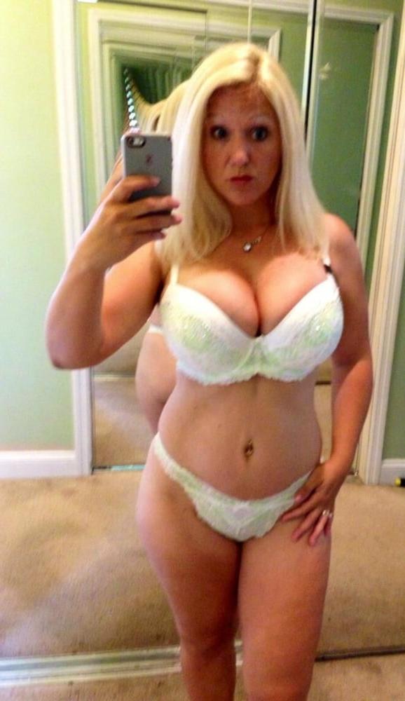 25P Victoria's Secret Sluts II