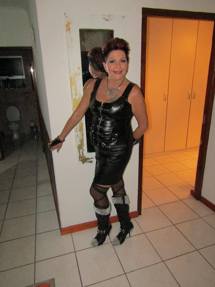 10P Leather Lisa