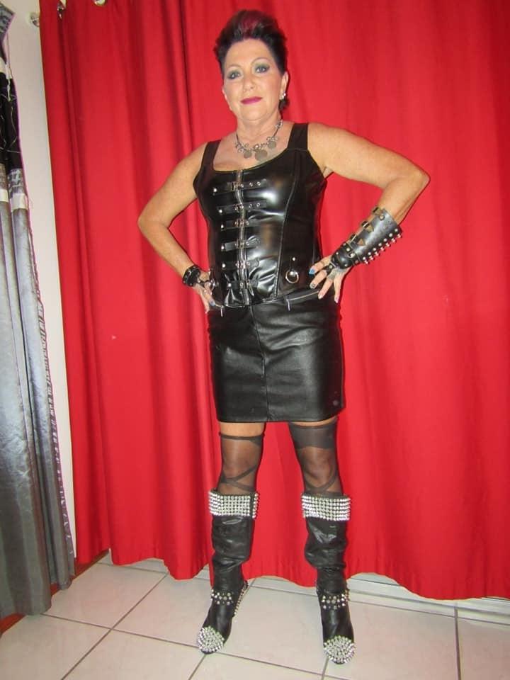 10P Leather Lisa