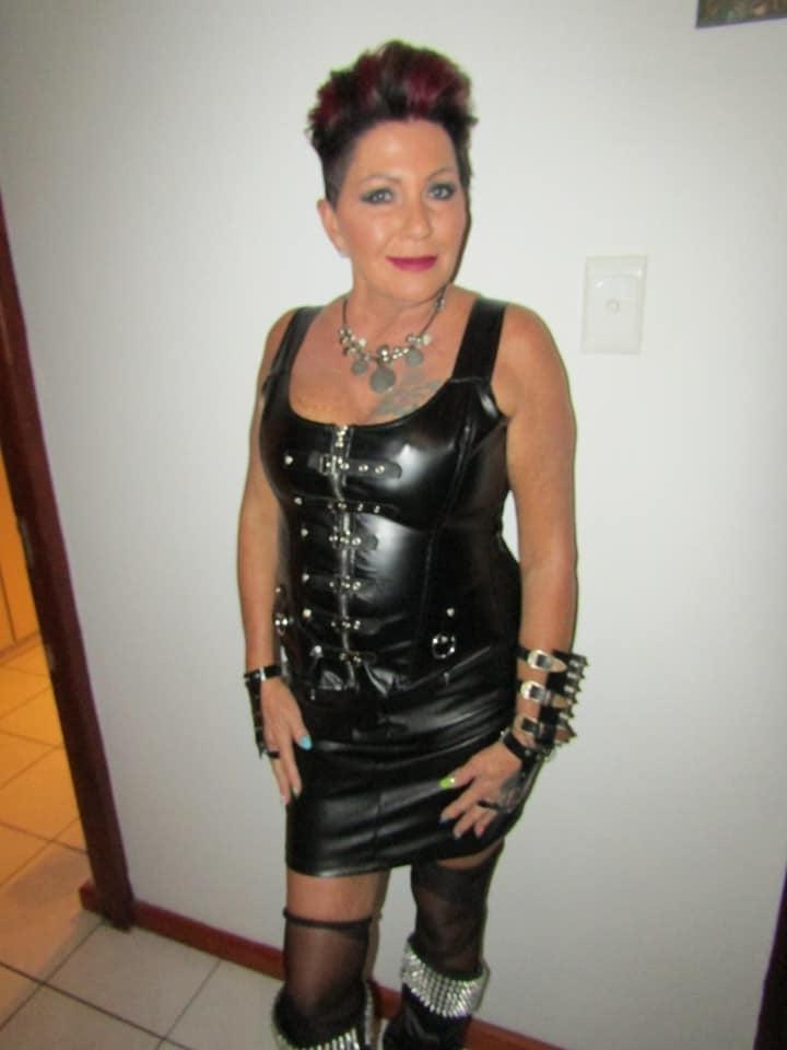 10P Leather Lisa