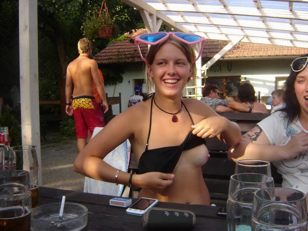 24P RESTAURANT FLASHING 2