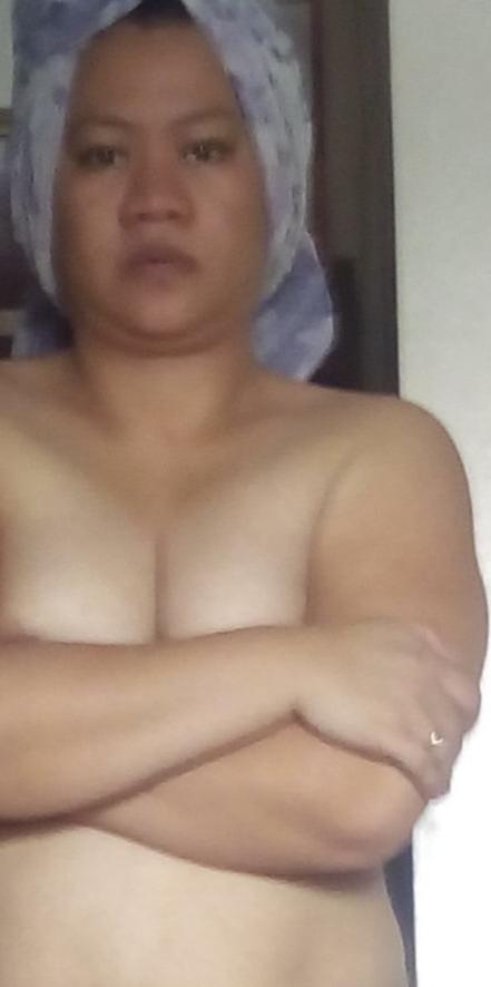 25P HEREANNA WIFE OF HAROLD.... A PINAY BBW MILF- QC PHILIPINES