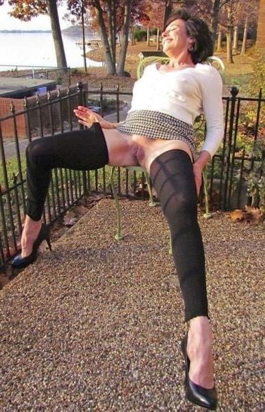 25P I love this MILF 594