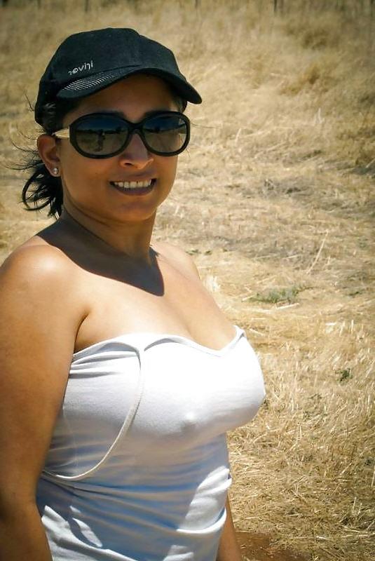 25P NRI MILF aunty (Geeta kapoor's girl)