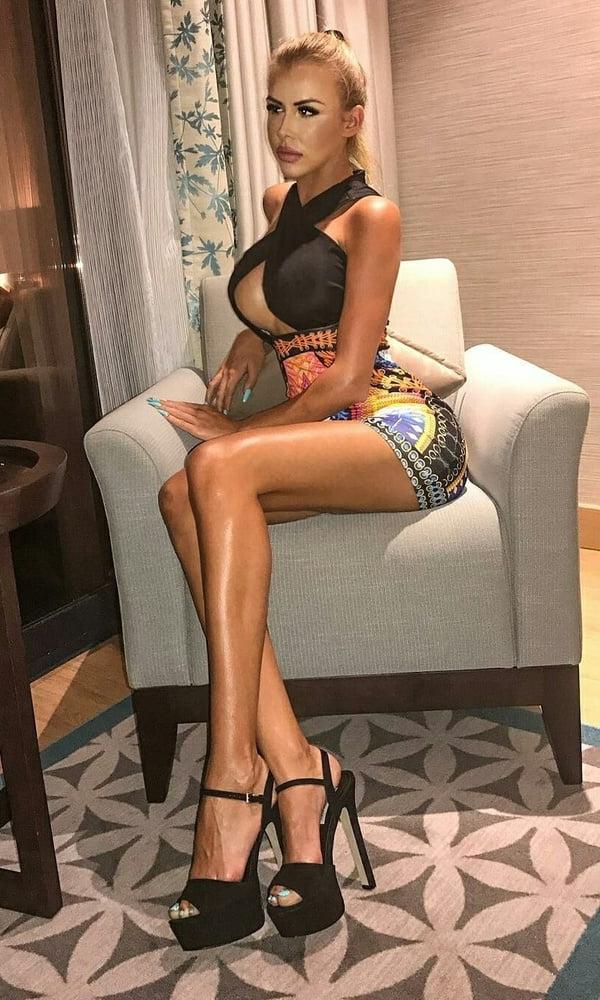 25P legs and captions