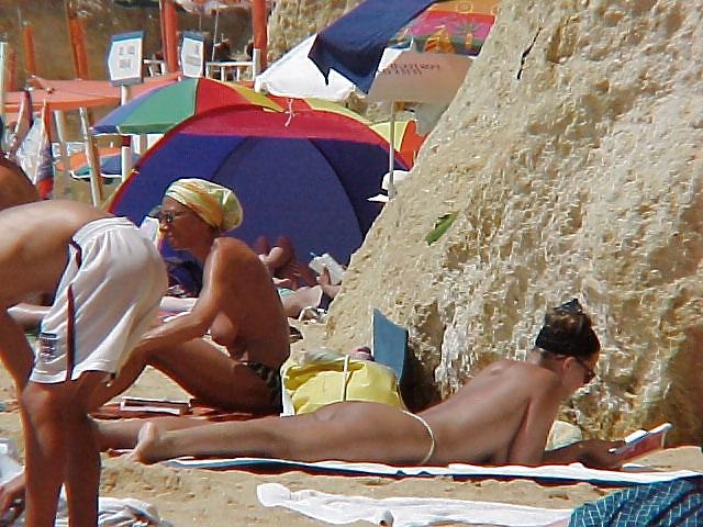 25P Mixed sluts at the beach