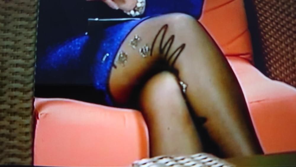25P Hot Tv host With beautyful nylon legs and great tits.