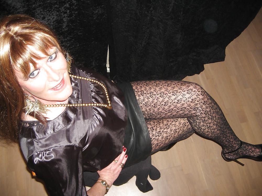 25P Satin, leather, heels and pantyhose