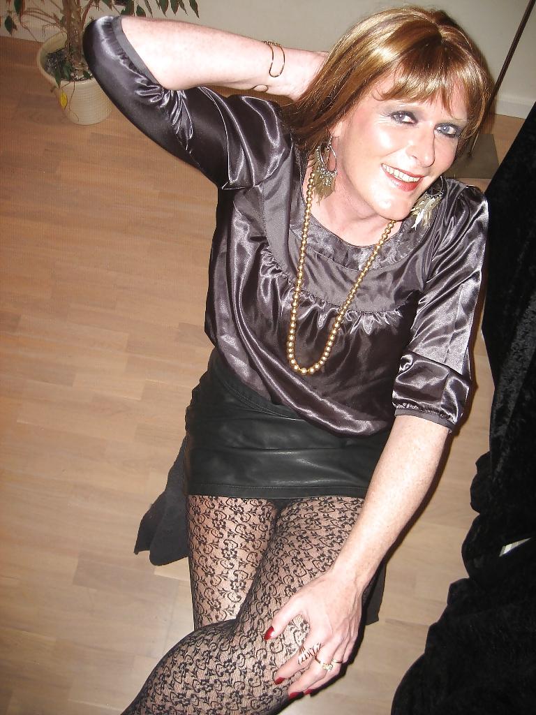 25P Satin, leather, heels and pantyhose