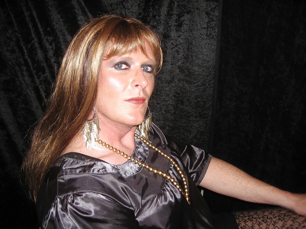 25P Satin, leather, heels and pantyhose