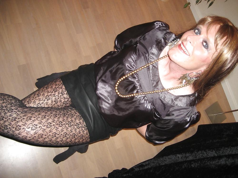 25P Satin, leather, heels and pantyhose