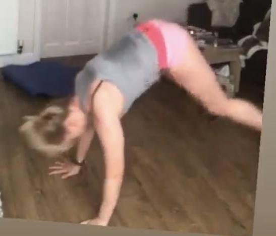 25P Fitness Freak- Nicky Ainsworth 39