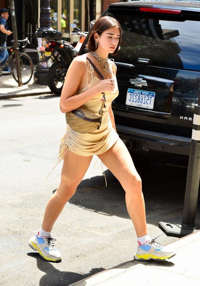24P Dua Lips sexy legs and ass
