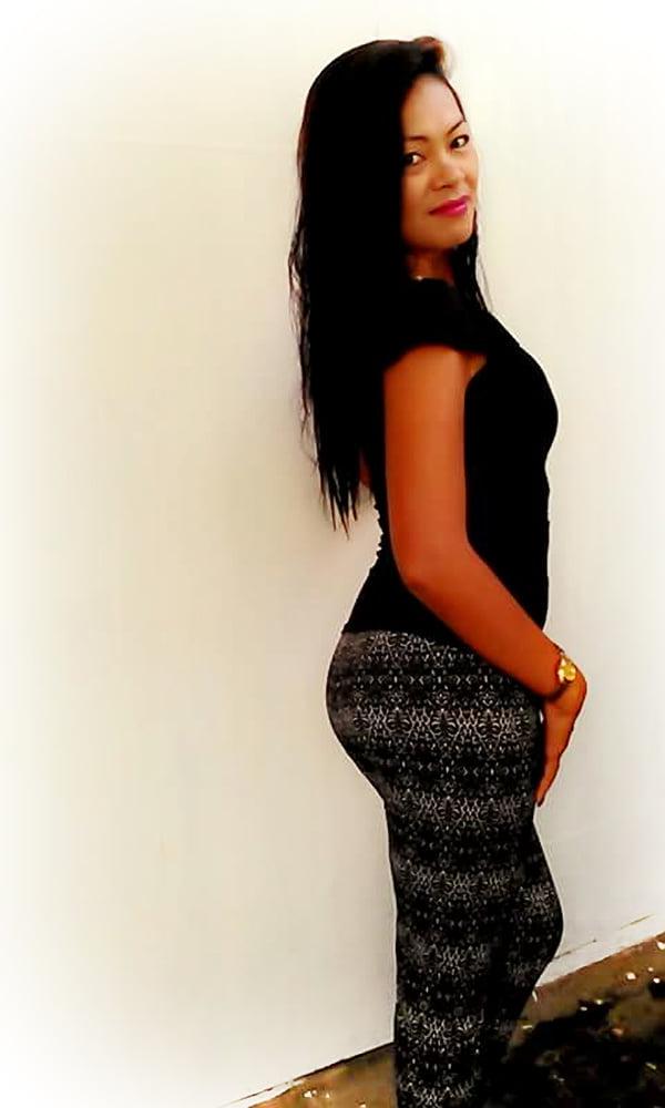 14P Agnes Garcia Hot Filipina Milf!