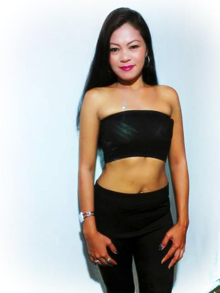 14P Agnes Garcia Hot Filipina Milf!
