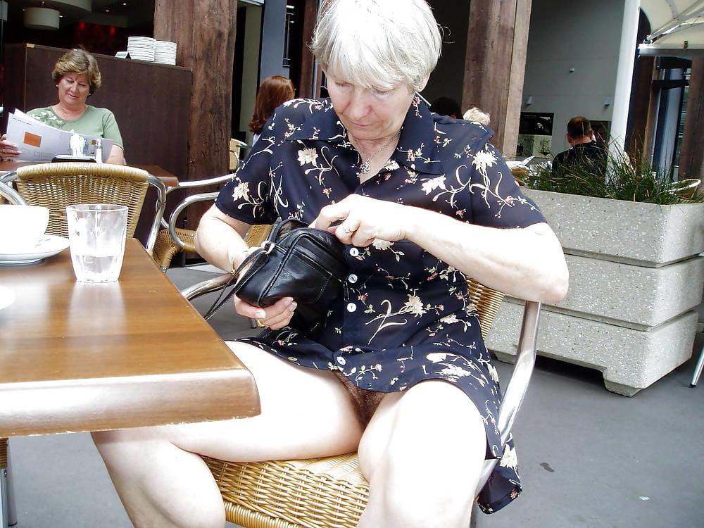 5P More old grannies flashing