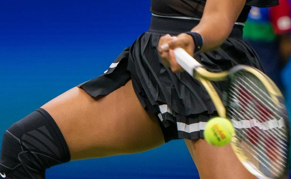25P Naomi Osaka Delicious Legs (Sexy)