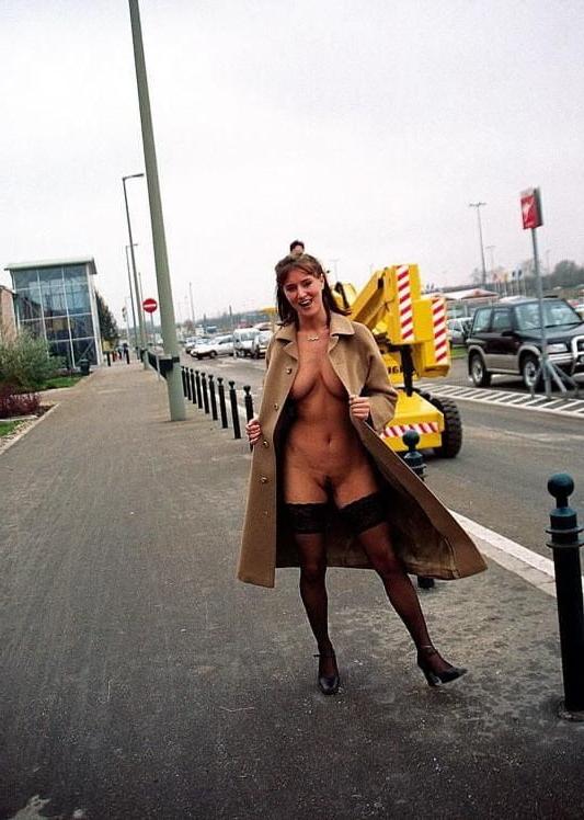 25P Amateur Sluts Public Flashing! - 202!