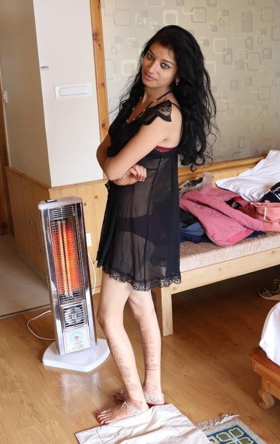 10P South Asian Wife in Nightie
