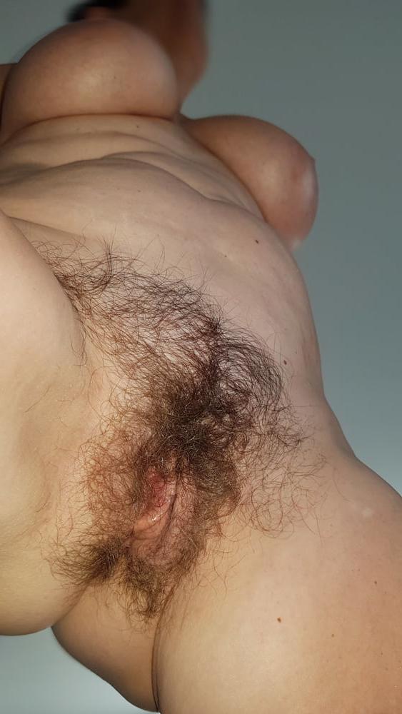 25P Hairy Nina Big Titts