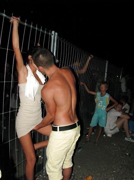25P Flashing Outside