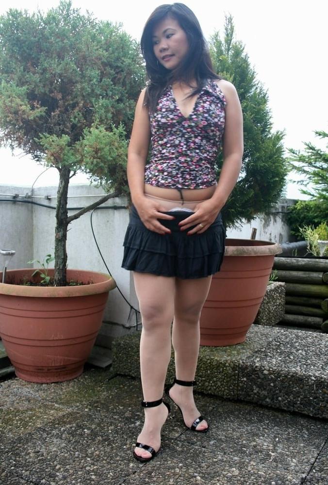 25P Swiss Chinese Wife