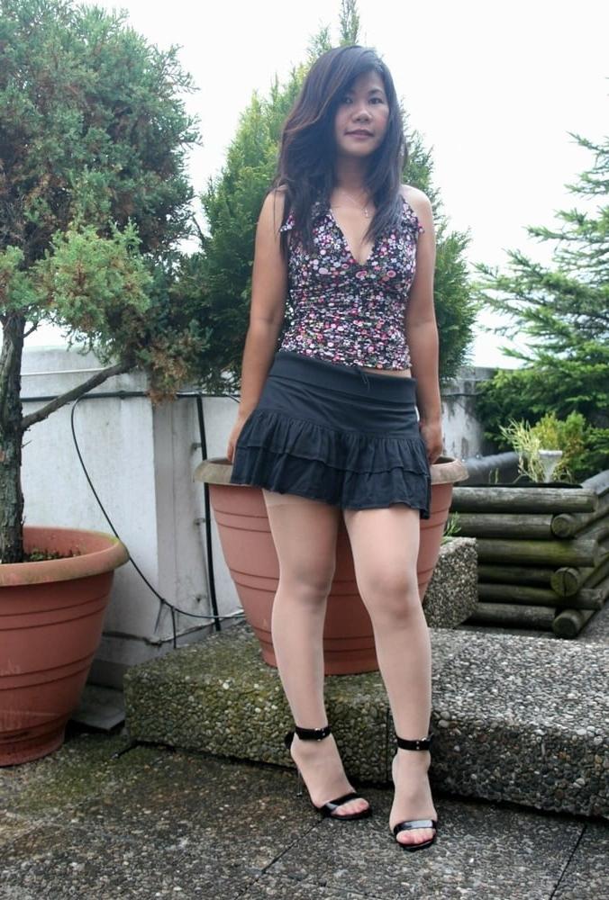 25P Swiss Chinese Wife