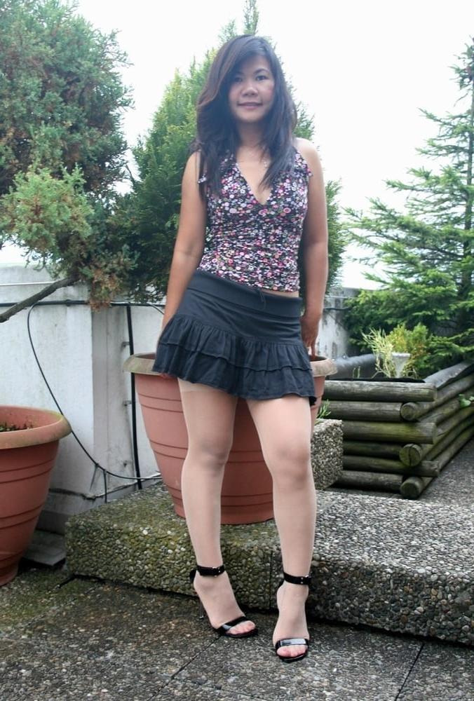 25P Swiss Chinese Wife