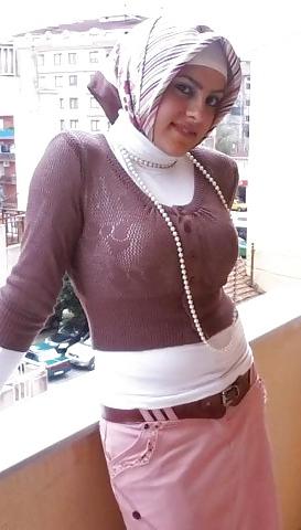 9P Arab woman with big chest 2