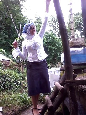 9P Arab woman with big chest 2