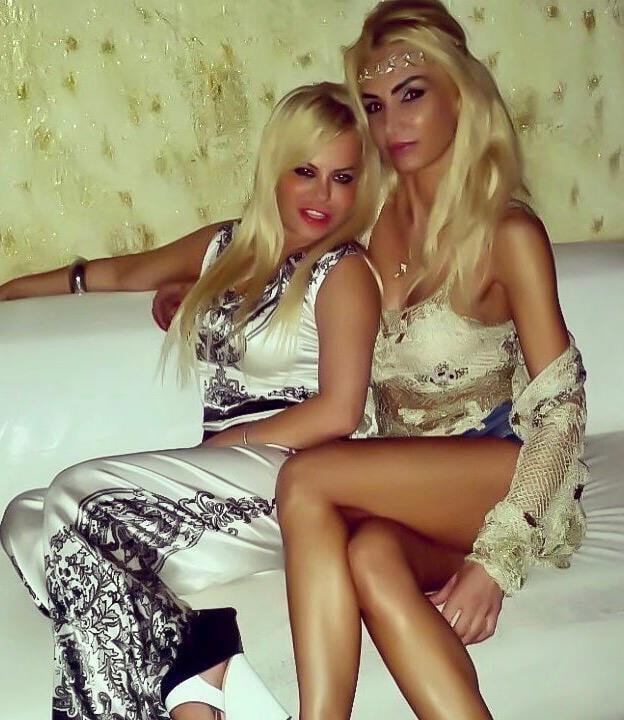 25P Sexy Crossed Legs #26
