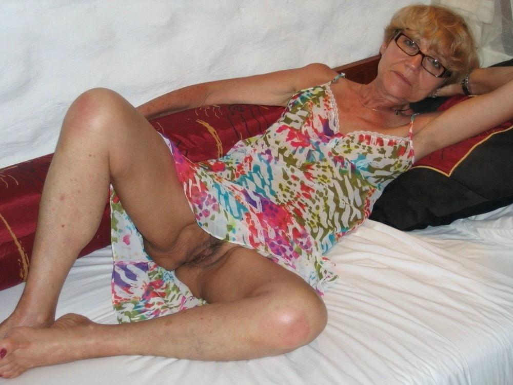 7P old ugly women