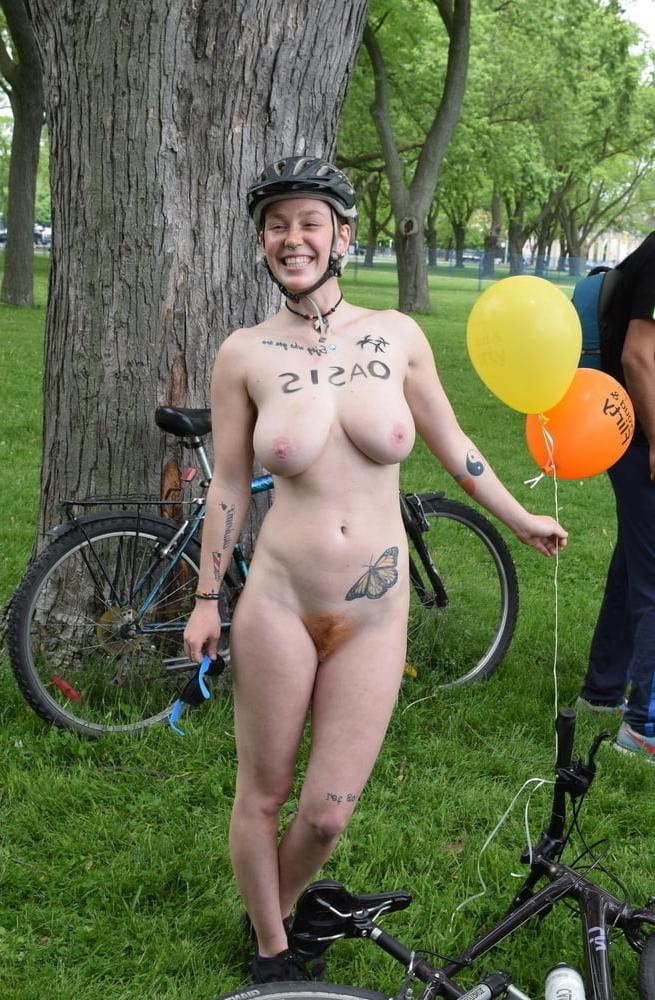 25P Public Nudity Pics (Beaches &amp; Flashing) - Gallery #1