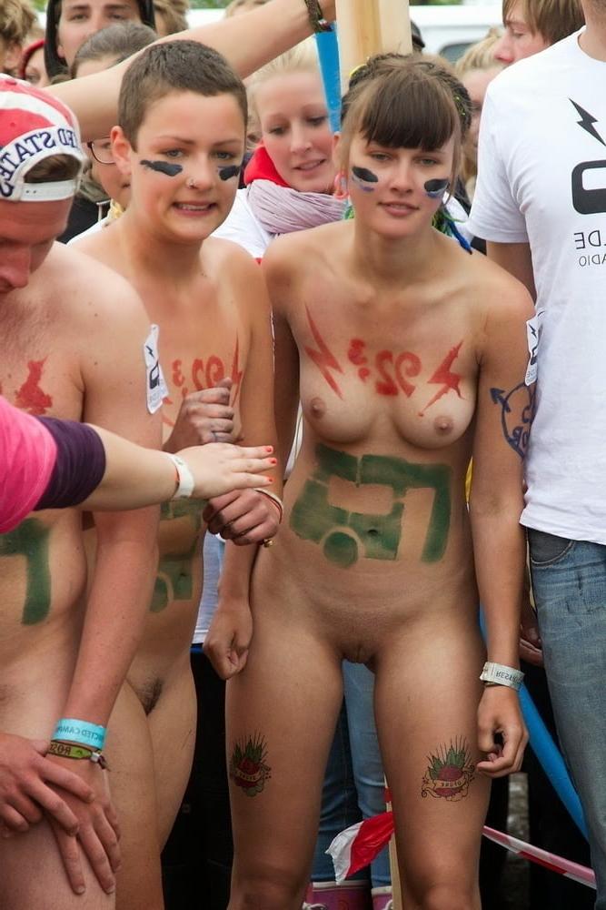 25P Public Nudity Pics (Beaches &amp; Flashing) - Gallery #1